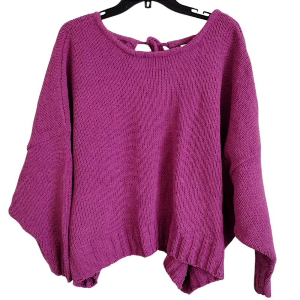 Wishlist NWT pink sweater with open back size M/L